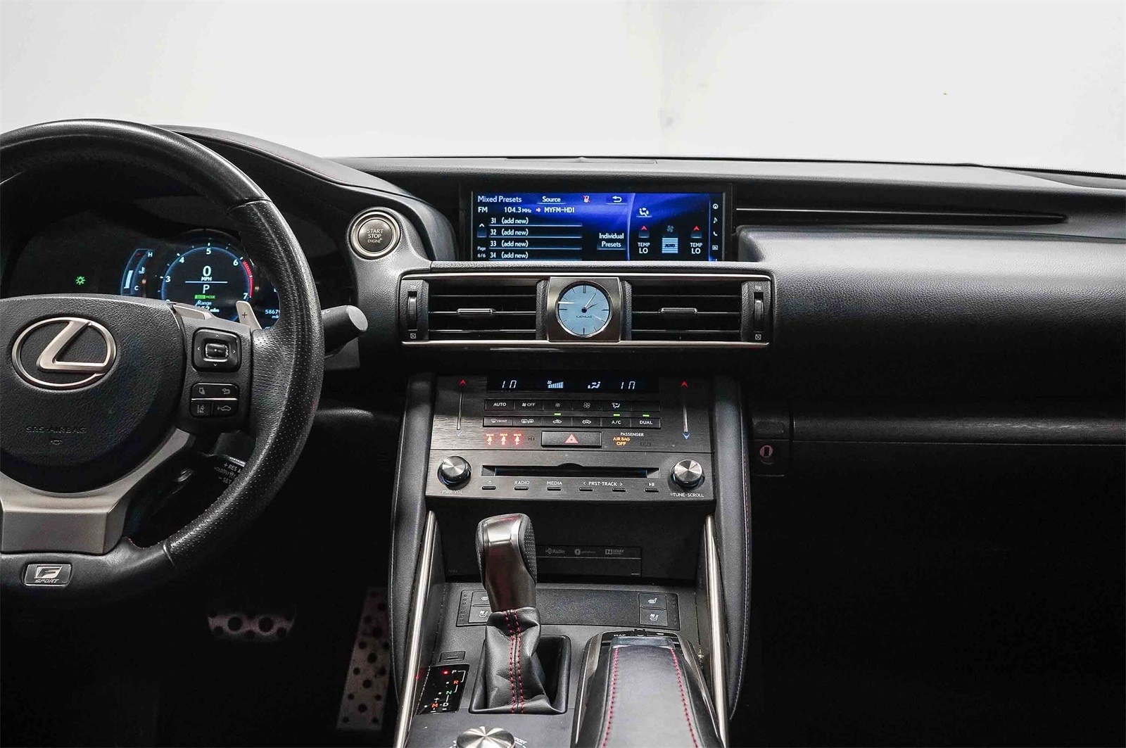 Thumbnail: 2019 Lexus IS - 13