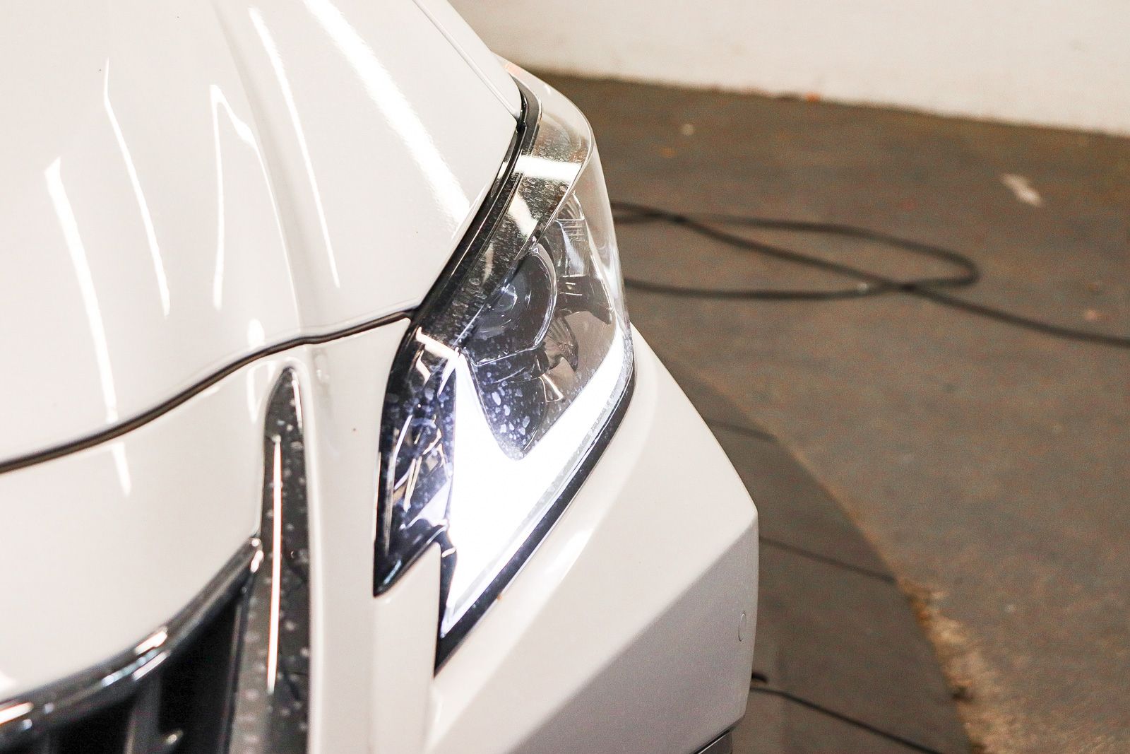 Thumbnail: 2025 Lexus ES - 6