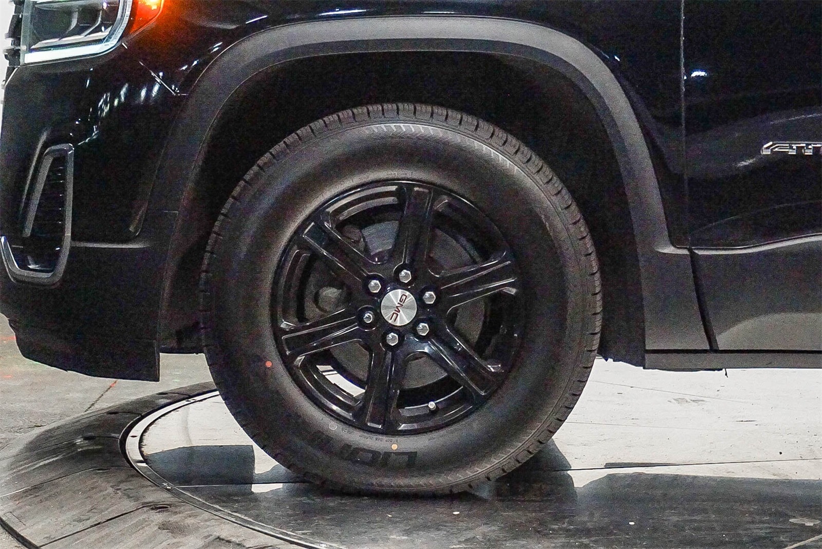 Thumbnail: 2020 GMC Acadia - 9