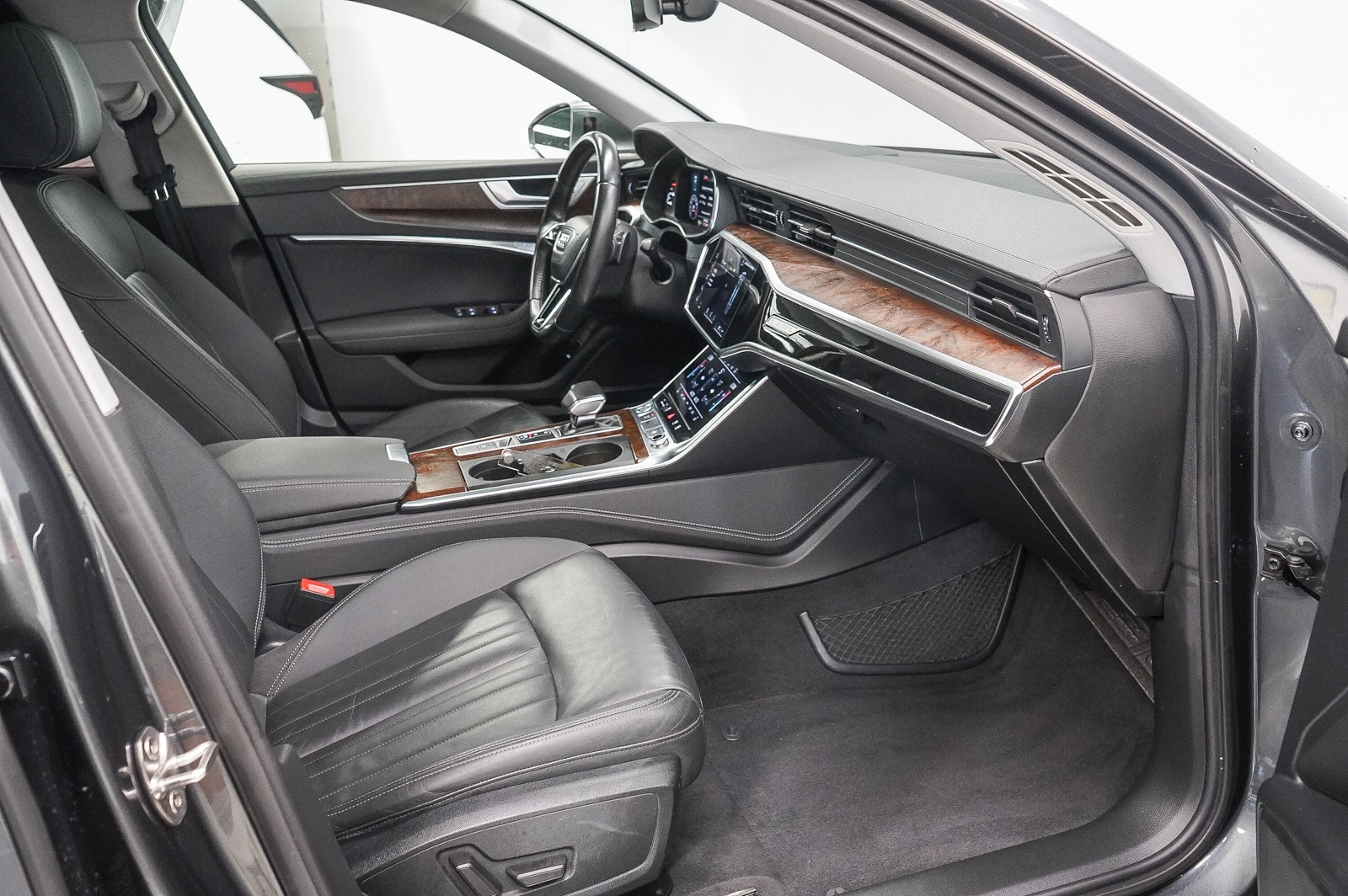 Thumbnail: 2019 Audi A6 - 17