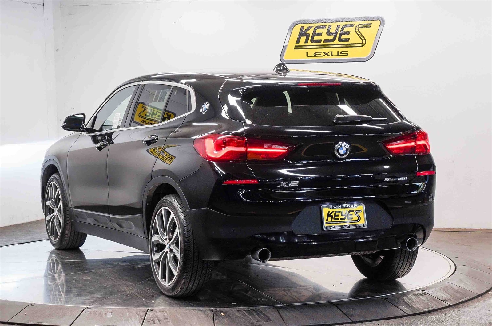 Thumbnail: 2022 BMW X2 - 6