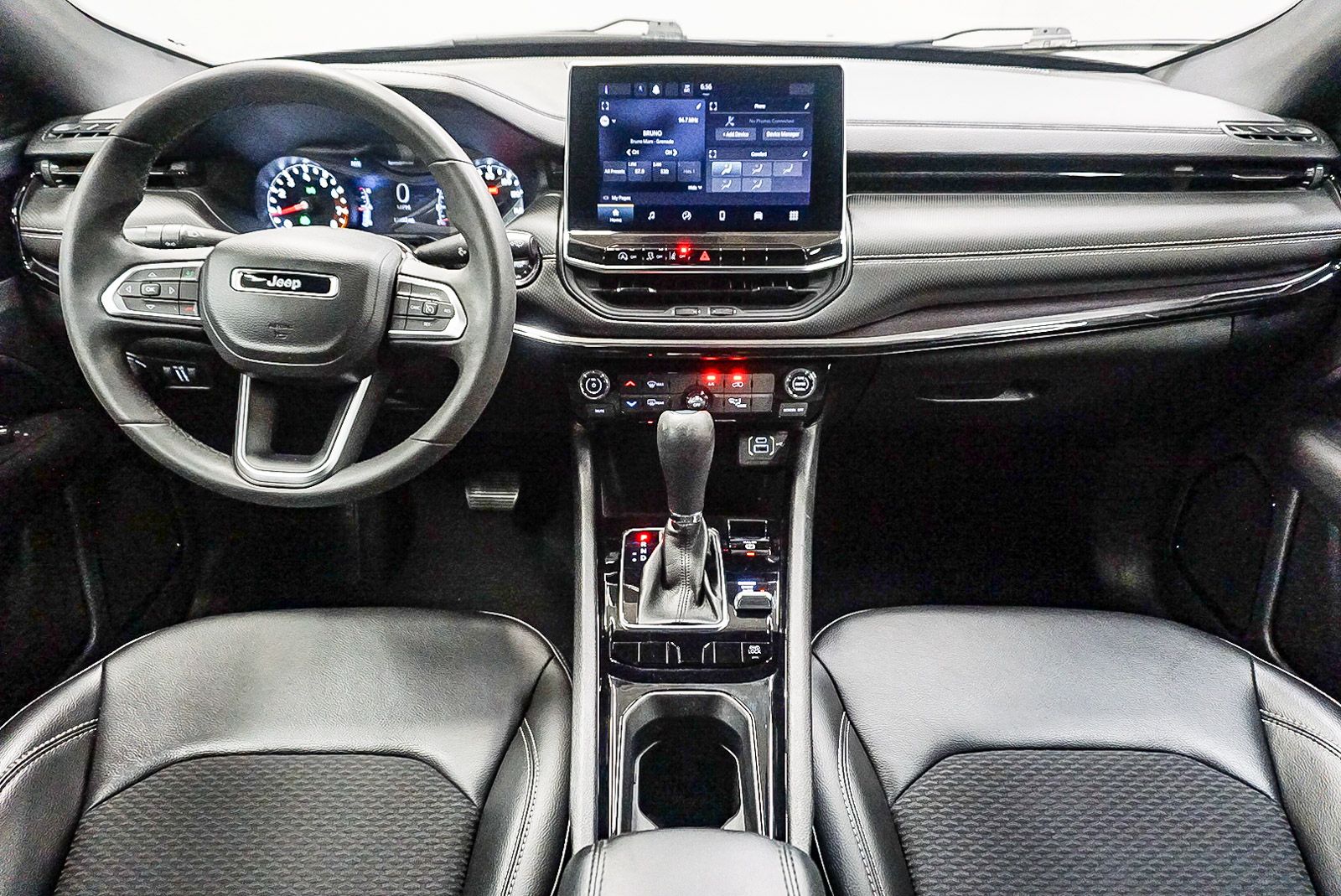 Thumbnail: 2023 Jeep Compass - 11