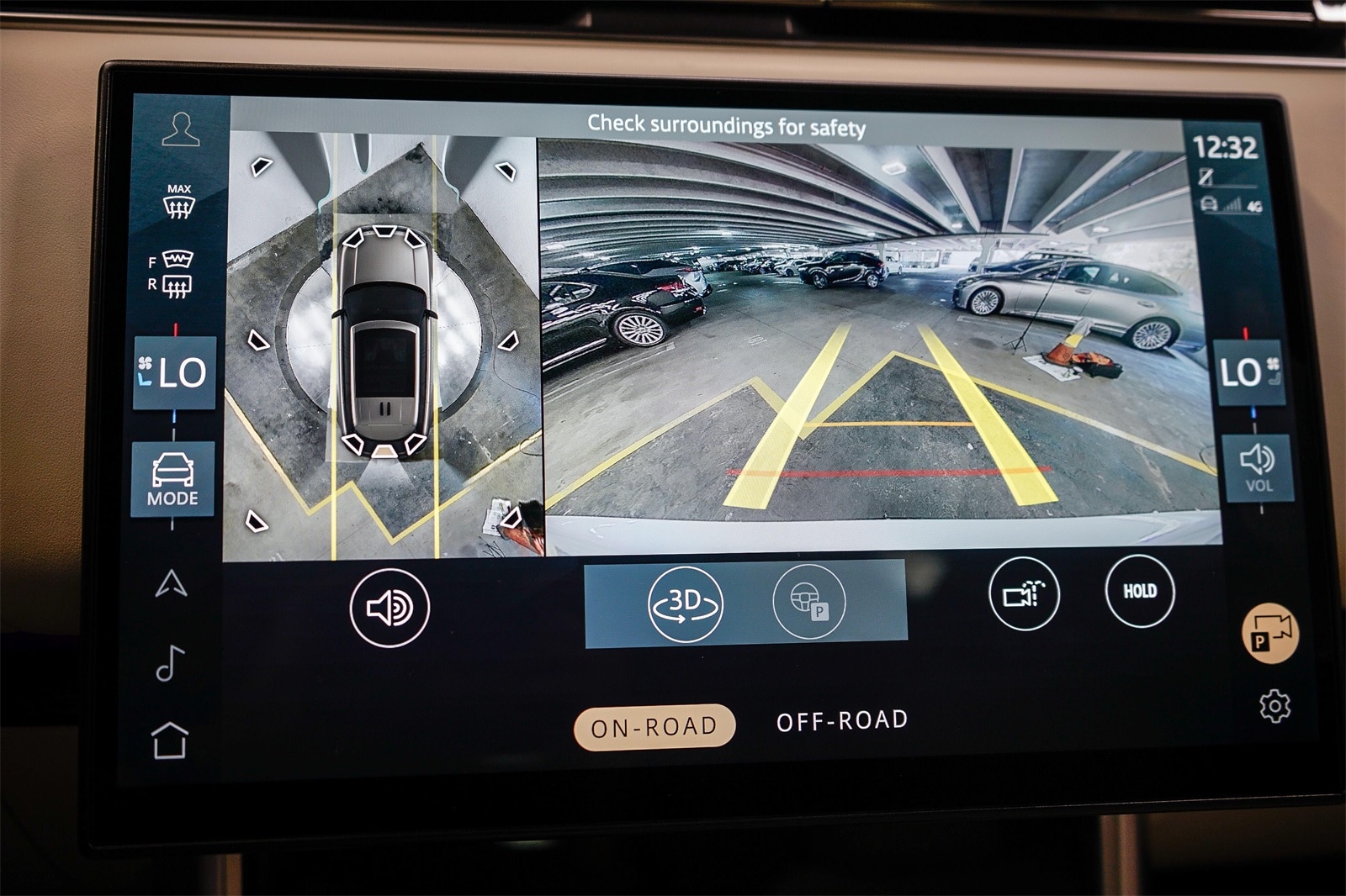 Thumbnail: 2024 Land Rover Range Rover - 22