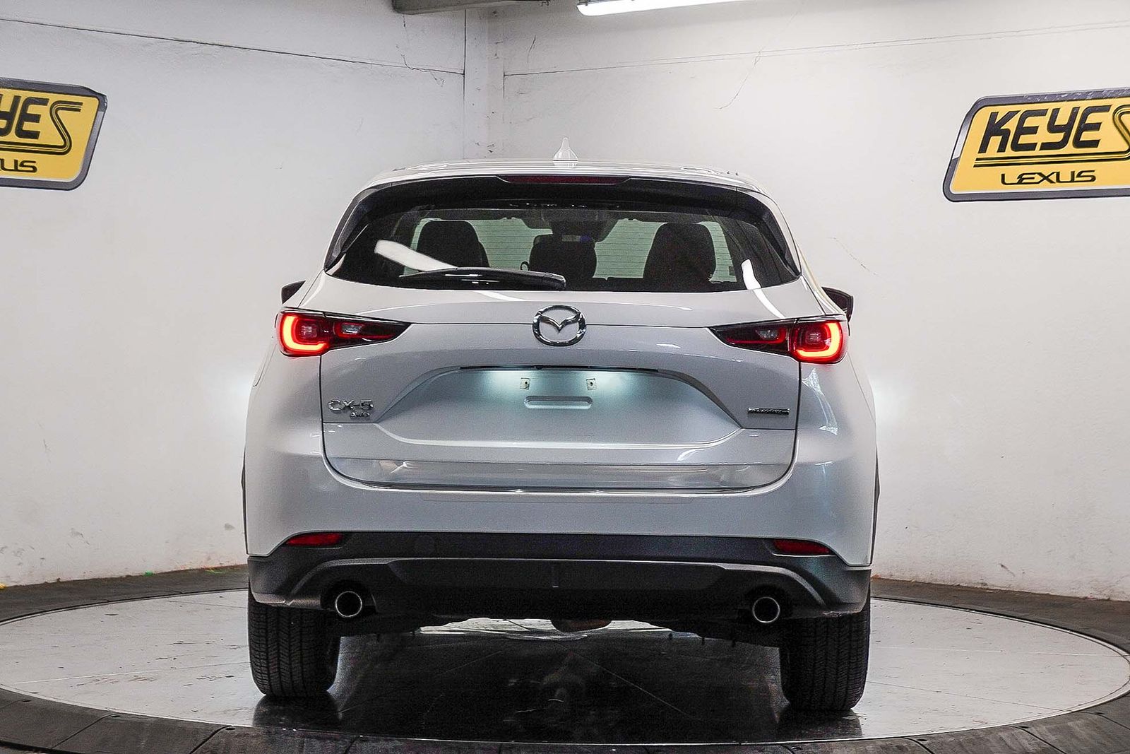 Thumbnail: 2023 Mazda CX-5 - 3