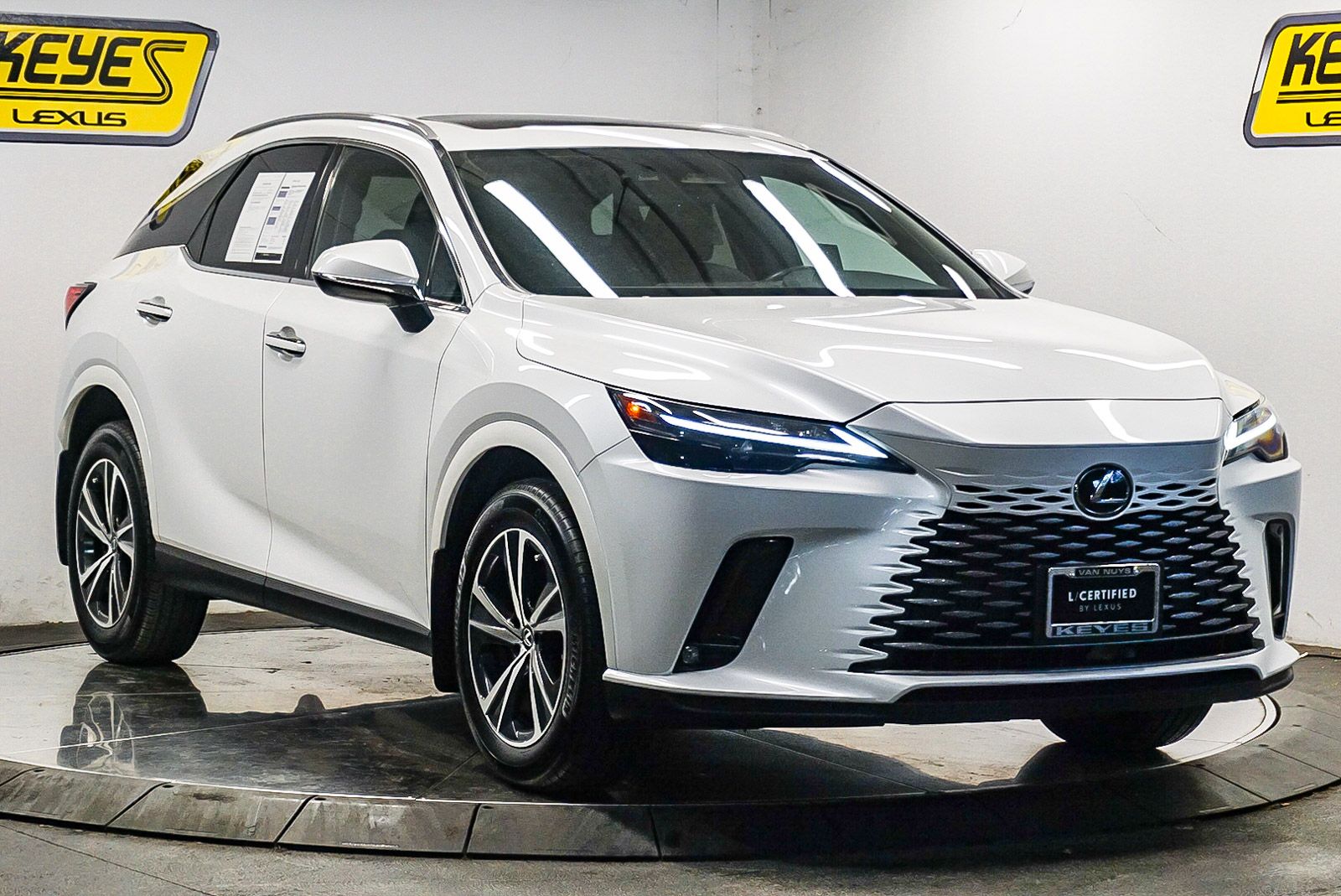 Thumbnail: 2024 Lexus RX - 5