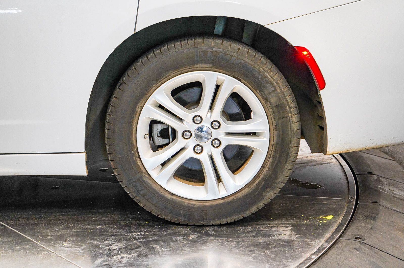 Thumbnail: 2023 Dodge Charger - 10