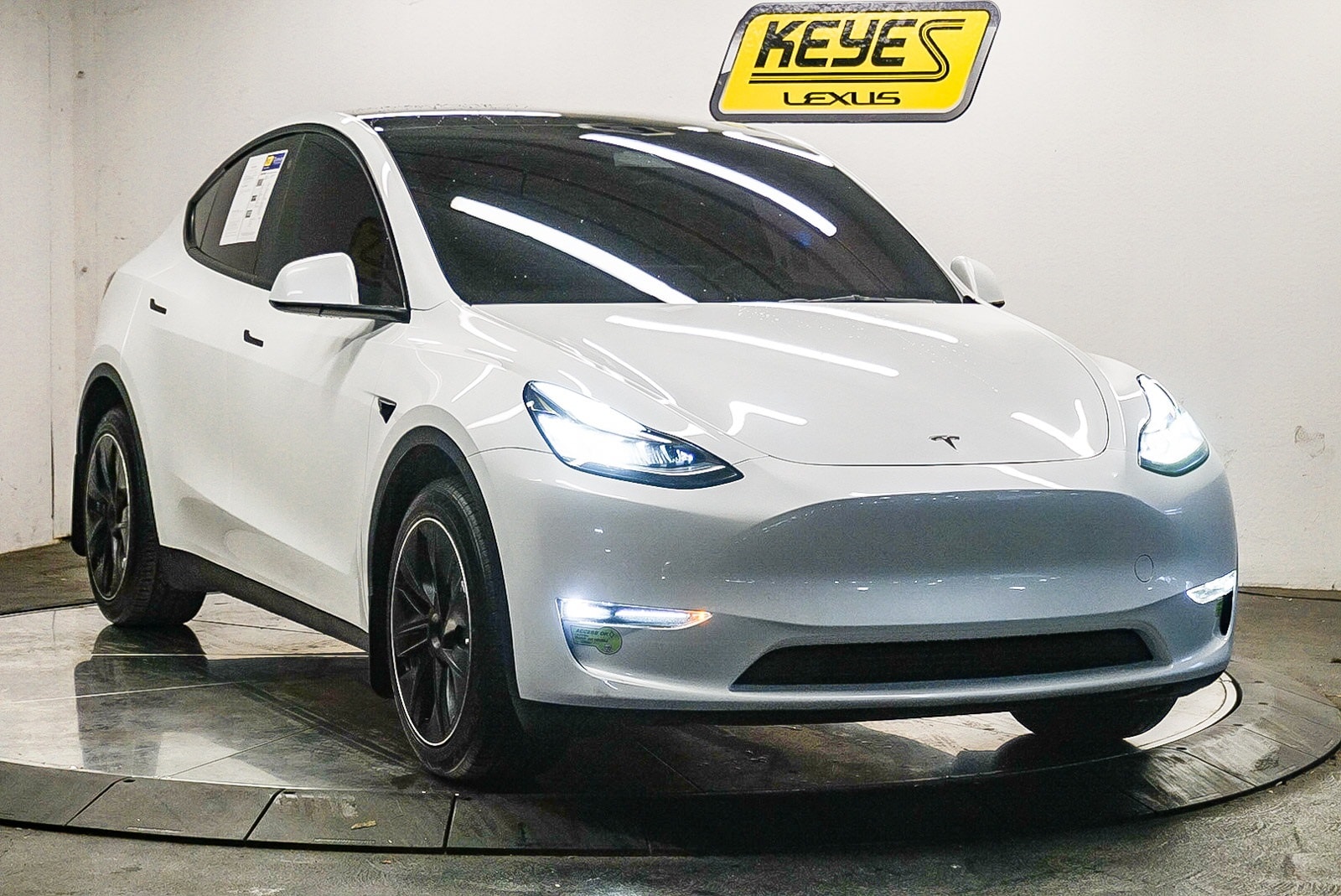 Thumbnail: 2023 Tesla Model Y - 5