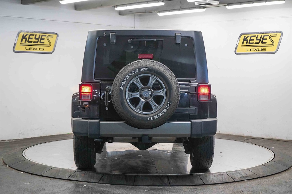 Used 2014 Jeep Wrangler Unlimited Freedom Edition SUV