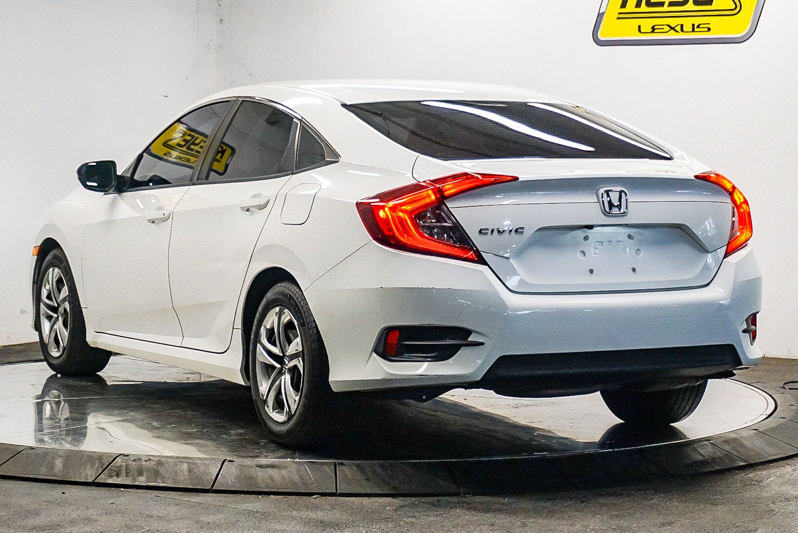 Thumbnail: 2016 Honda Civic - 2