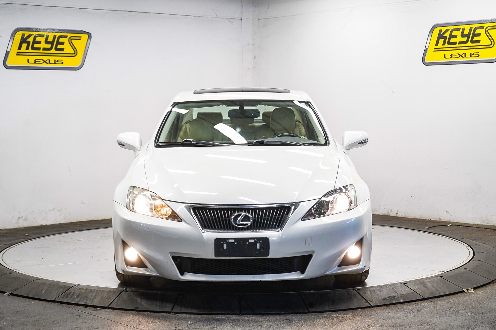 Thumbnail: 2013 Lexus IS - 6