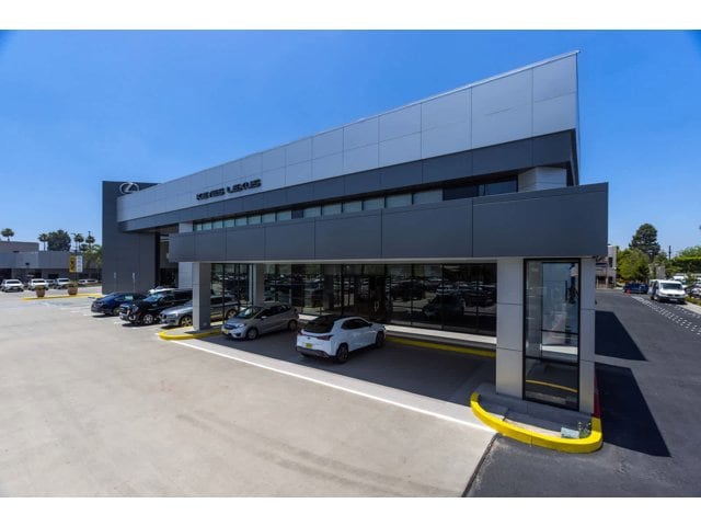 Thumbnail: 2026 Lexus IS - 39