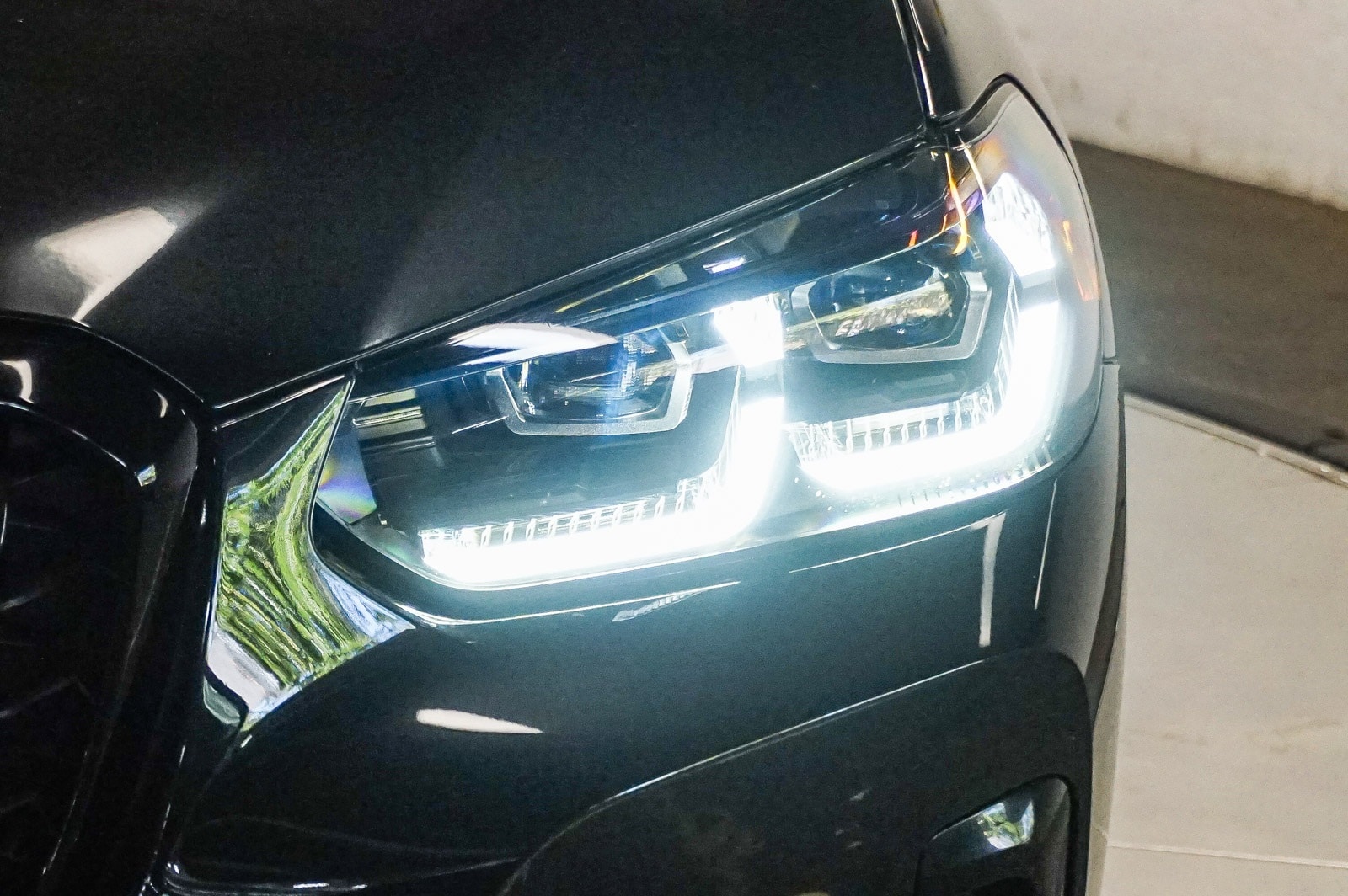Thumbnail: 2023 BMW X4 - 7