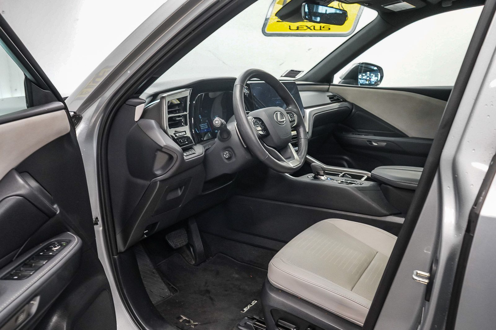 Thumbnail: 2026 Lexus TX - 17