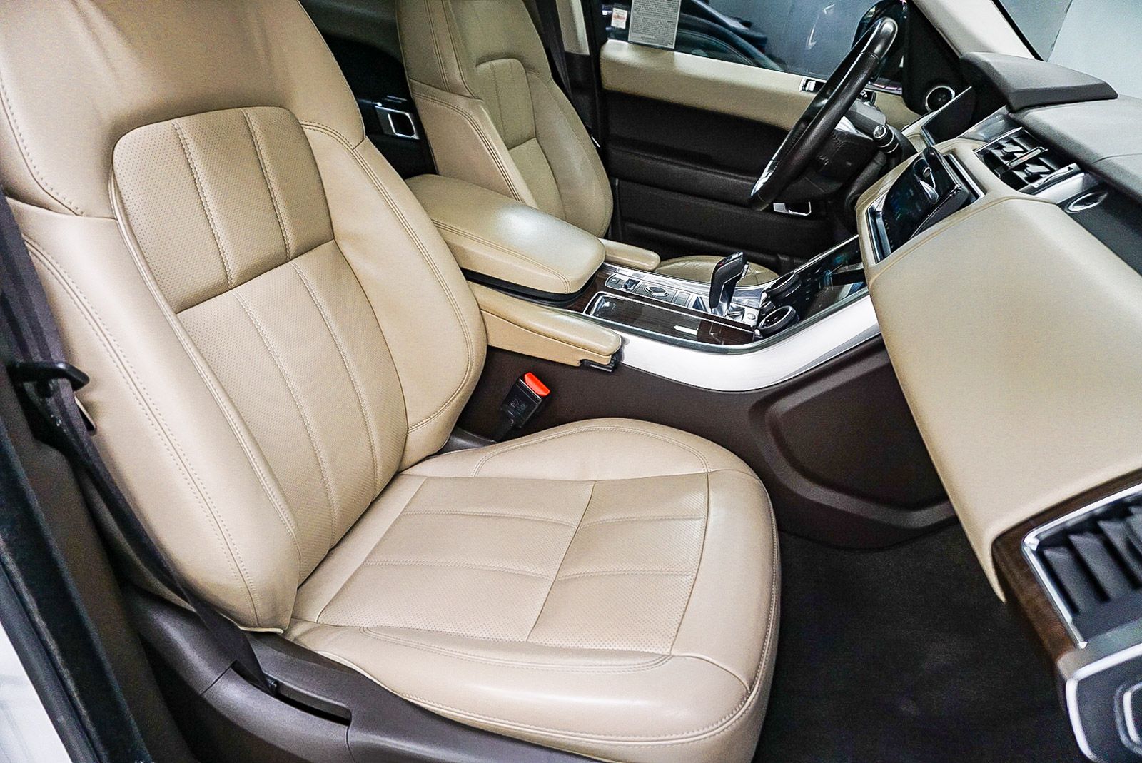 Thumbnail: 2018 Land Rover Range Rover Sport - 18