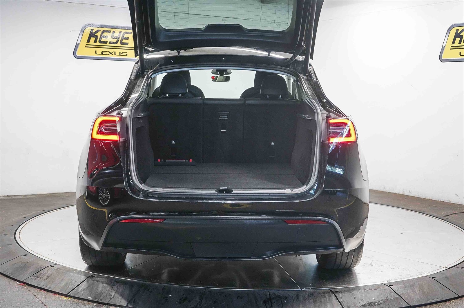 Thumbnail: 2024 Tesla Model Y - 26