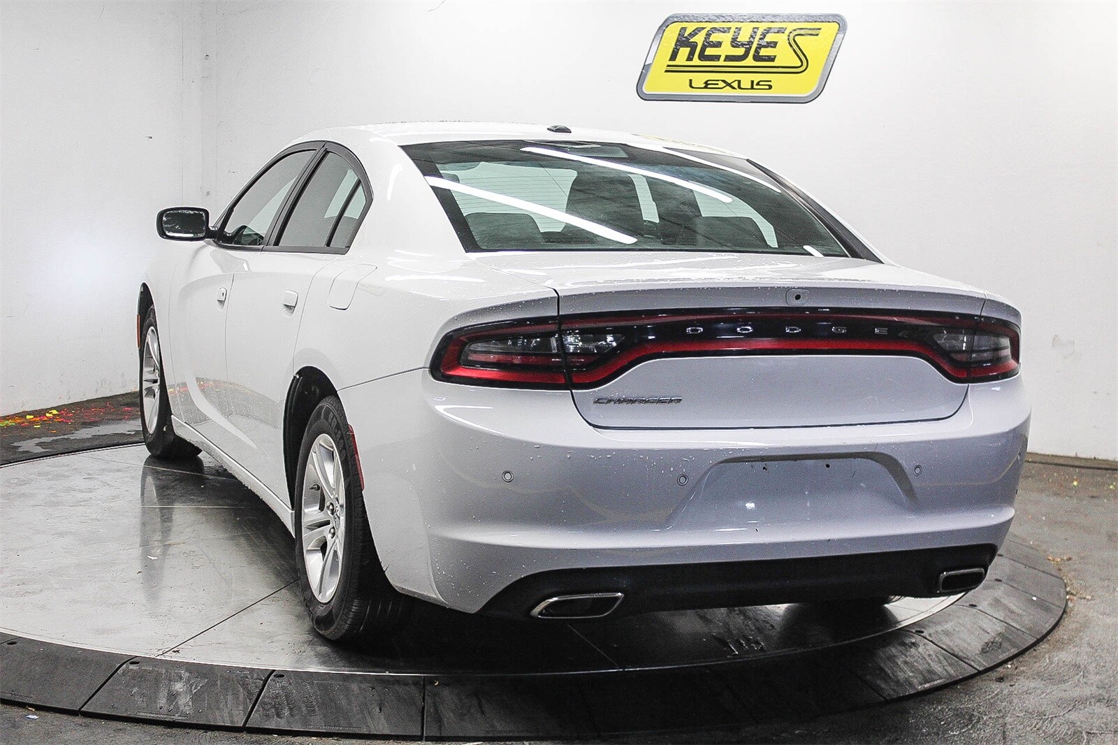 Thumbnail: 2022 Dodge Charger - 4