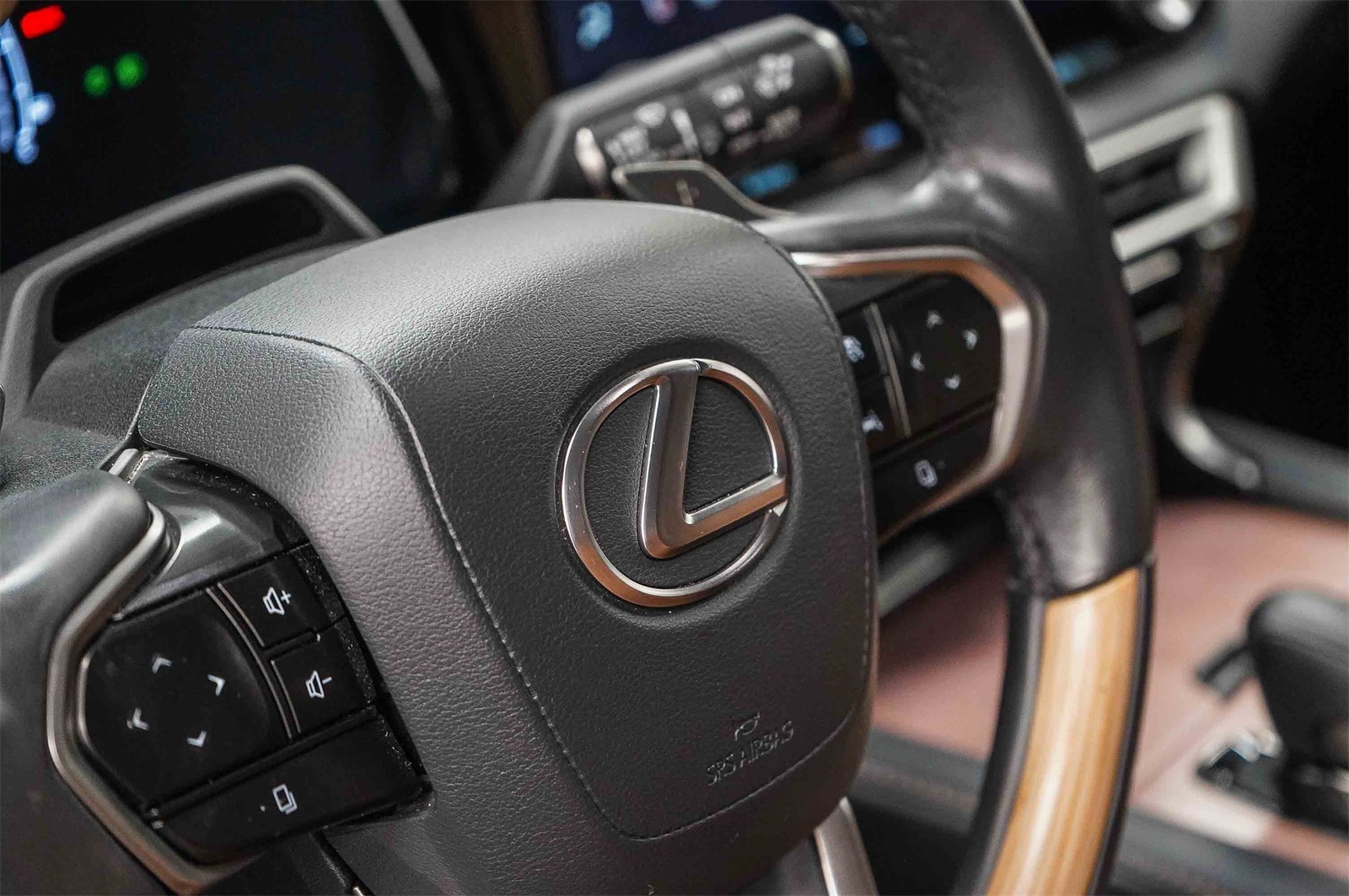 Thumbnail: 2023 Lexus RX - 21
