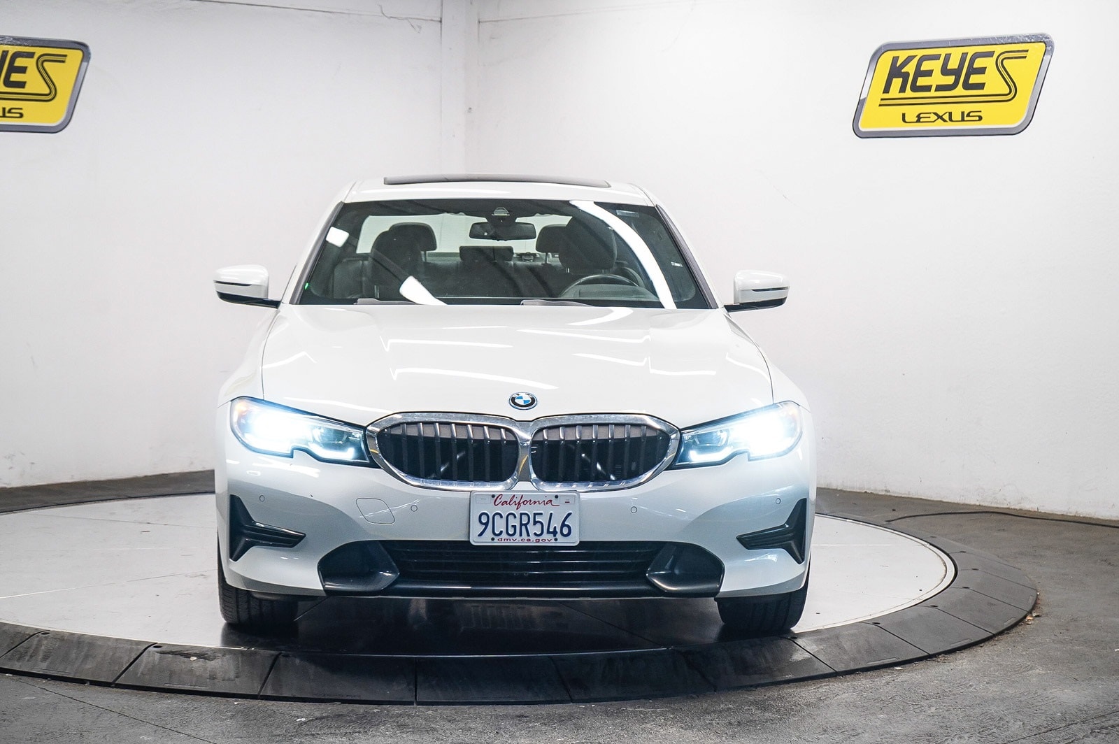 Thumbnail: 2022 BMW 3 Series - 6