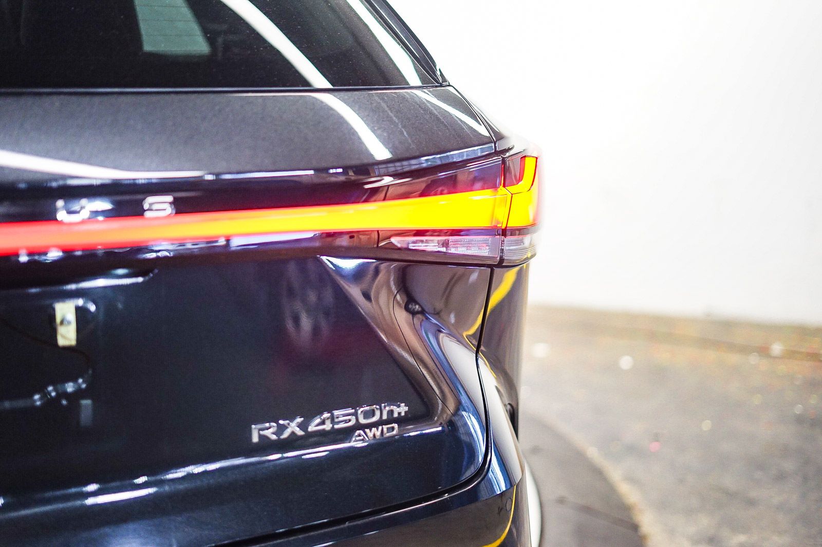 Thumbnail: 2024 Lexus RX - 9