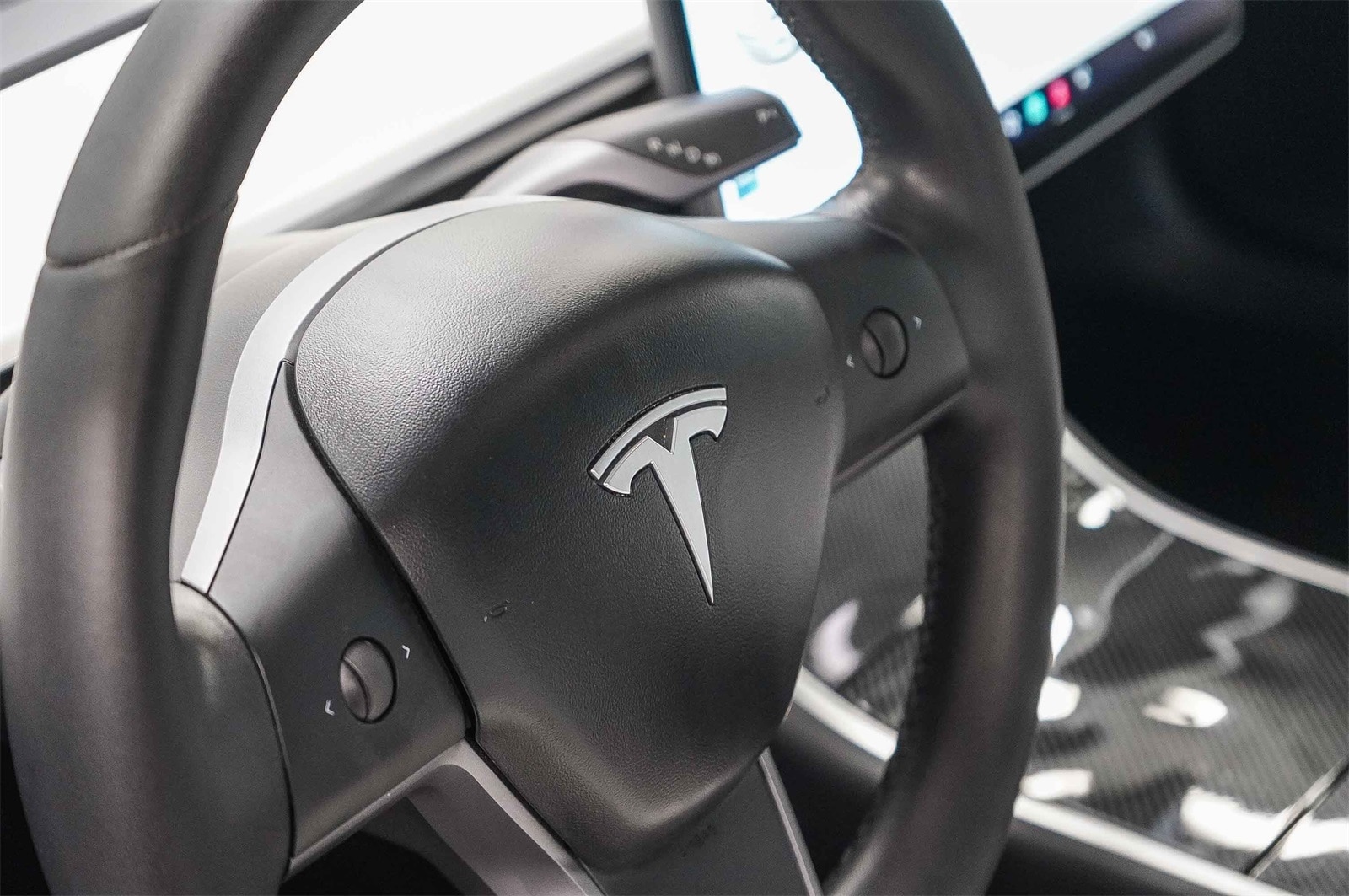 Thumbnail: 2019 Tesla Model 3 - 20