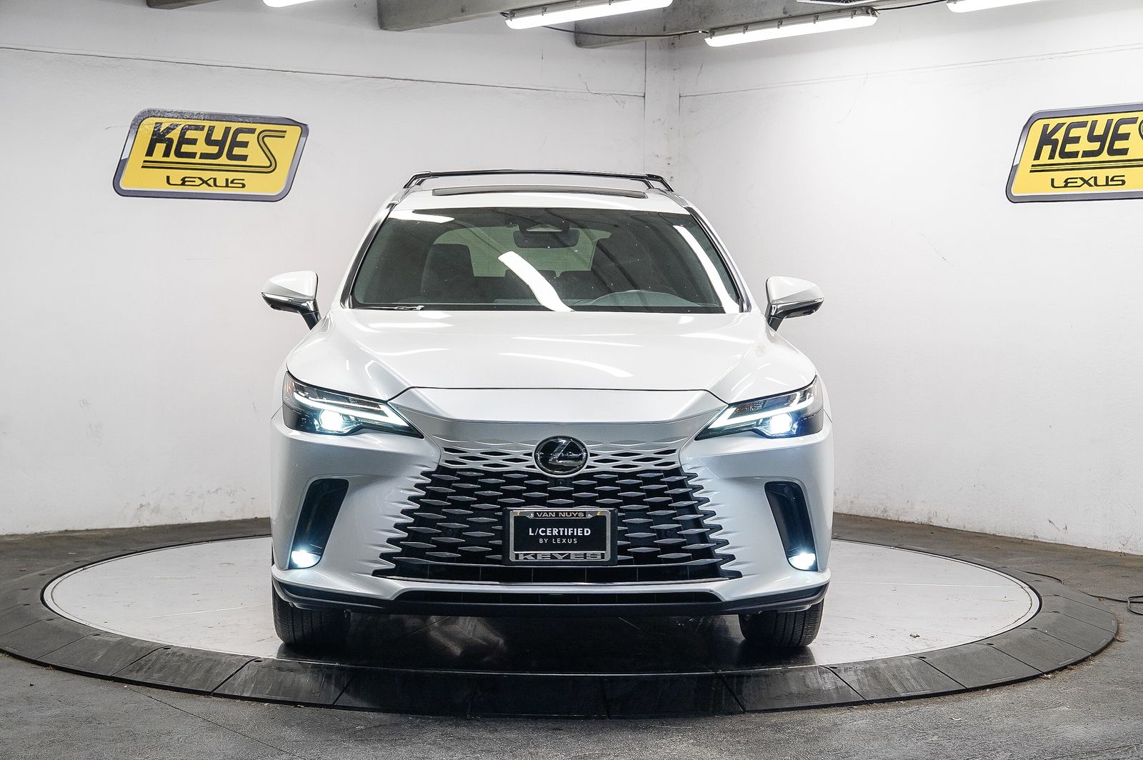 Thumbnail: 2024 Lexus RX - 6