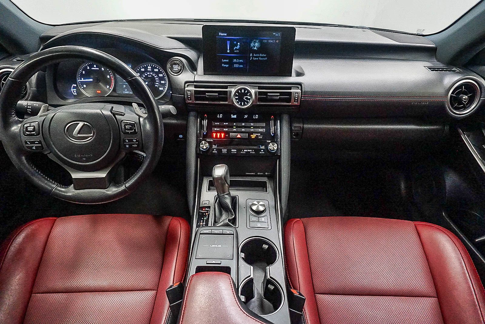 Thumbnail: 2022 Lexus IS - 12