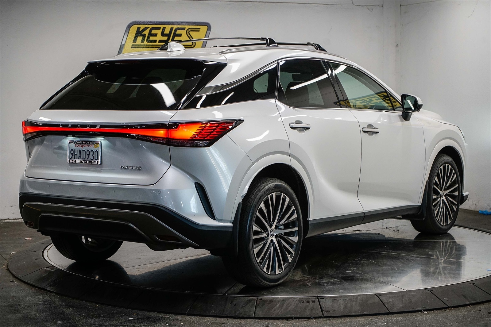 Thumbnail: 2023 Lexus RX - 4
