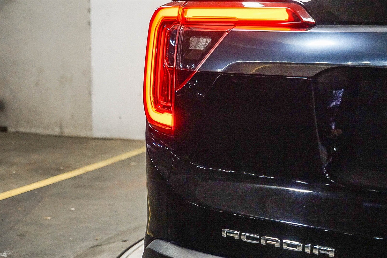 Thumbnail: 2020 GMC Acadia - 11