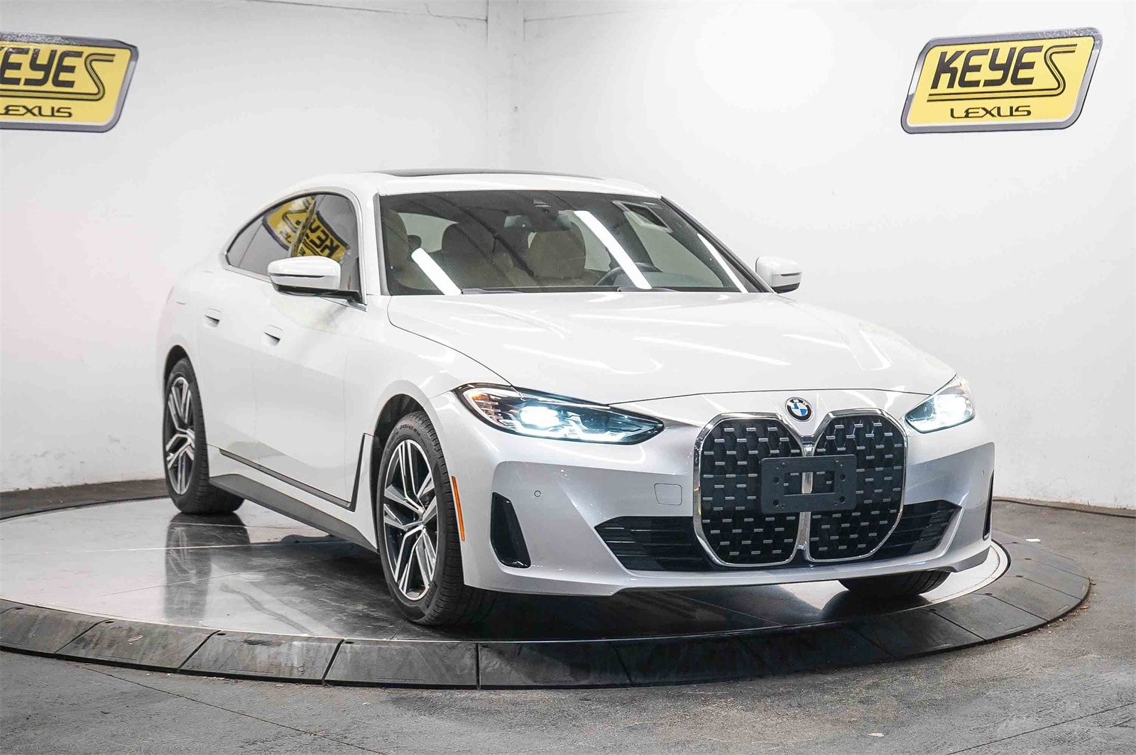 Thumbnail: 2023 BMW 4 Series - 5