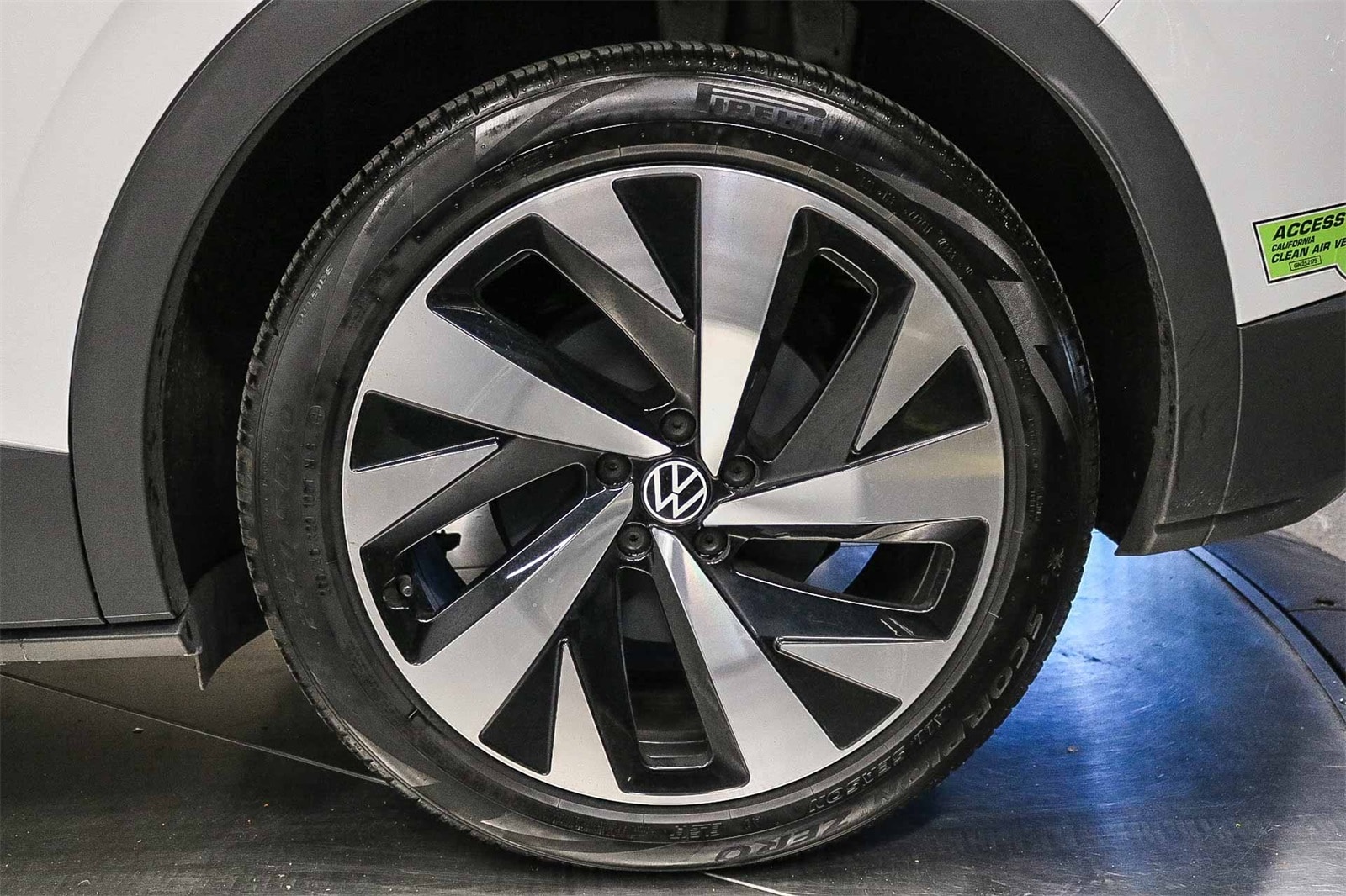 Thumbnail: 2022 Volkswagen ID.4 - 11