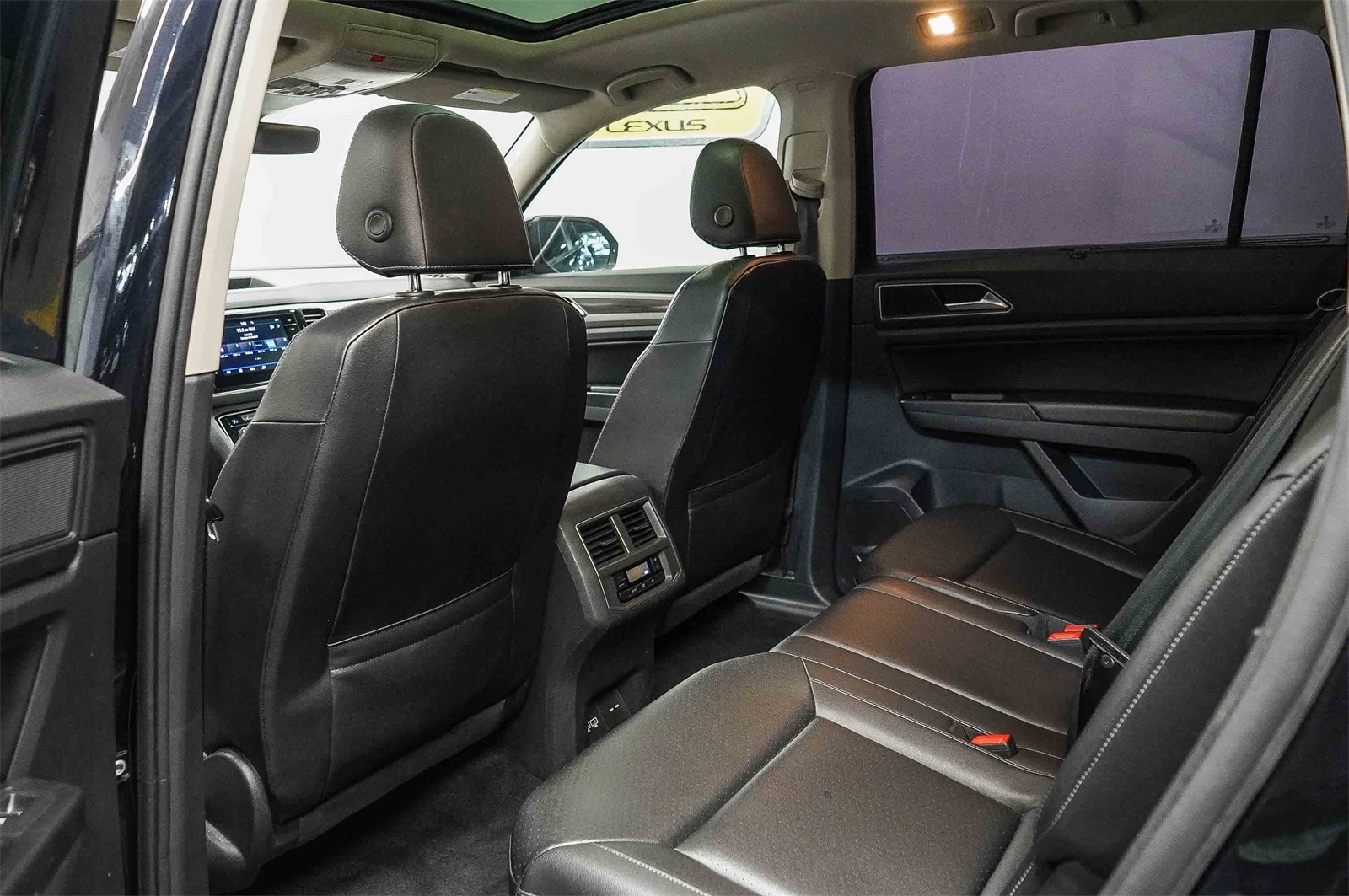 Thumbnail: 2019 Volkswagen Atlas - 19