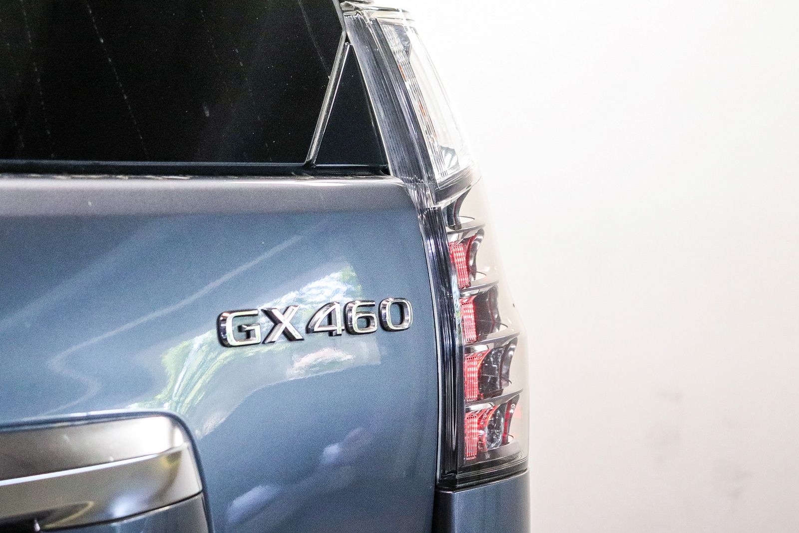 Thumbnail: 2021 Lexus GX - 10