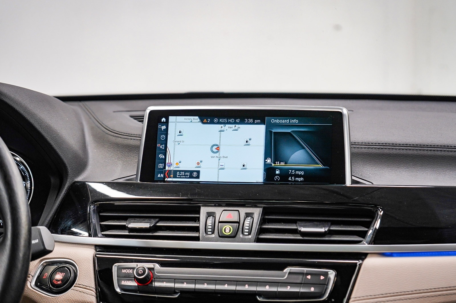 Thumbnail: 2020 BMW X1 - 14