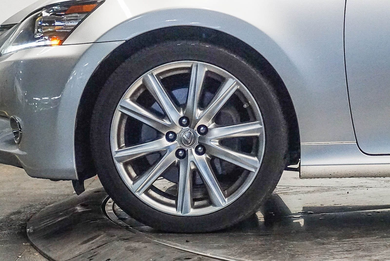 Thumbnail: 2015 Lexus GS - 9