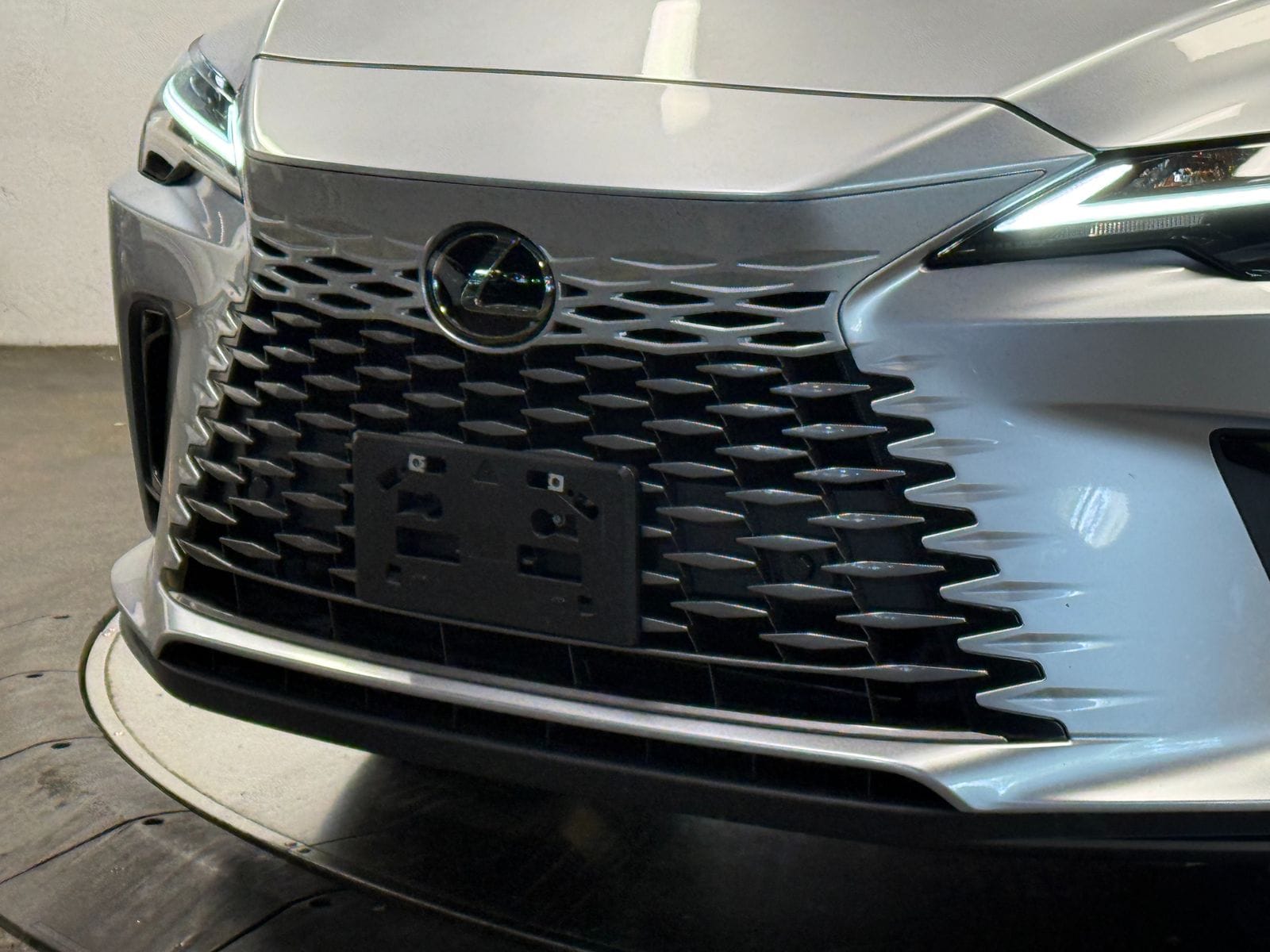 Thumbnail: 2024 Lexus RX - 8