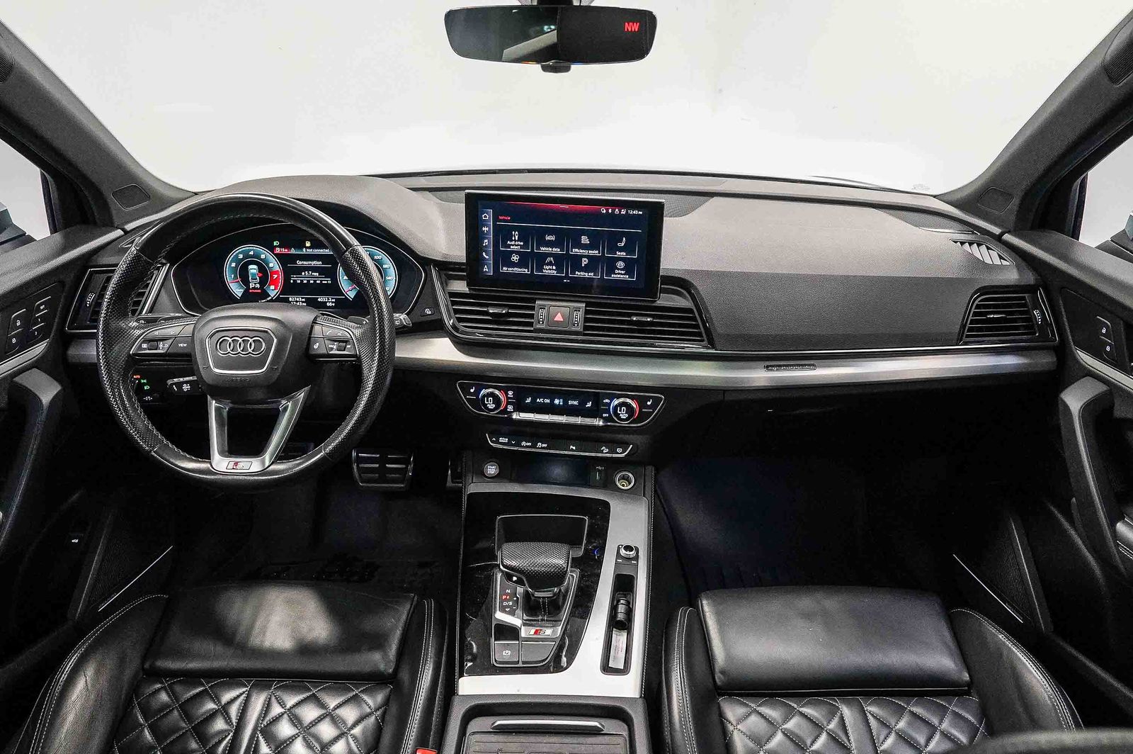 Thumbnail: 2021 Audi SQ5 - 11