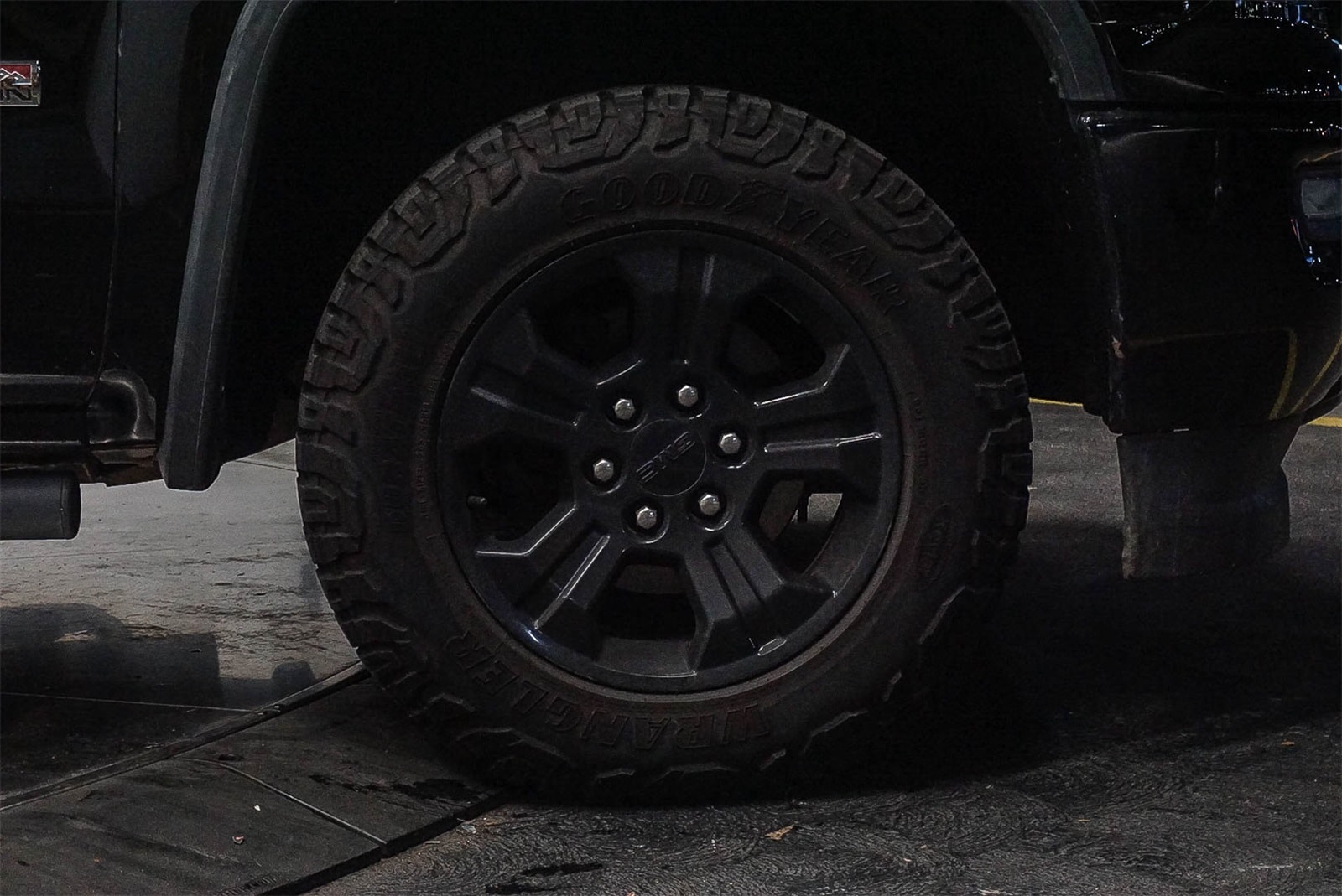 Thumbnail: 2017 GMC Sierra 1500 - 5