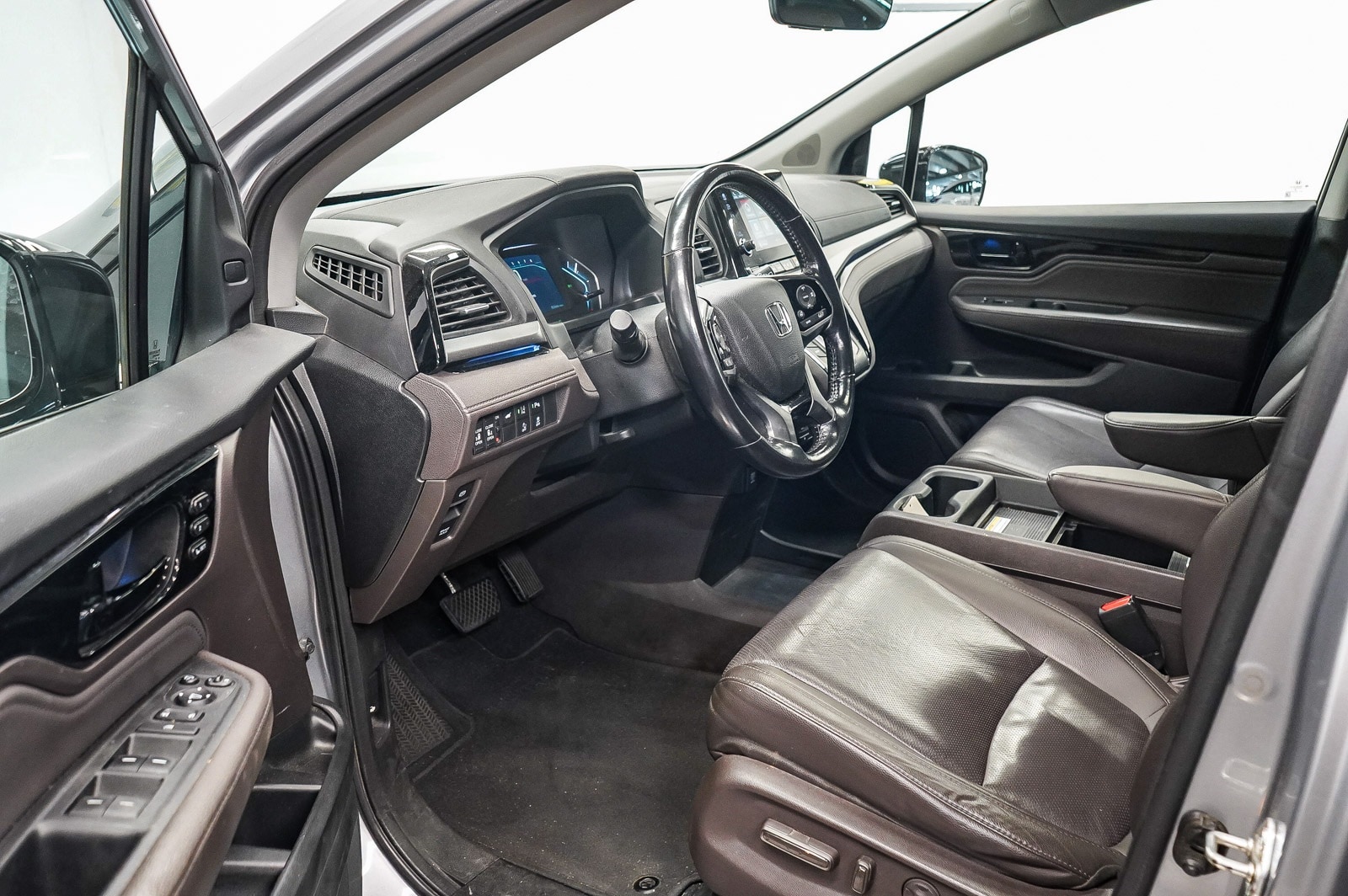 Thumbnail: 2018 Honda Odyssey - 18