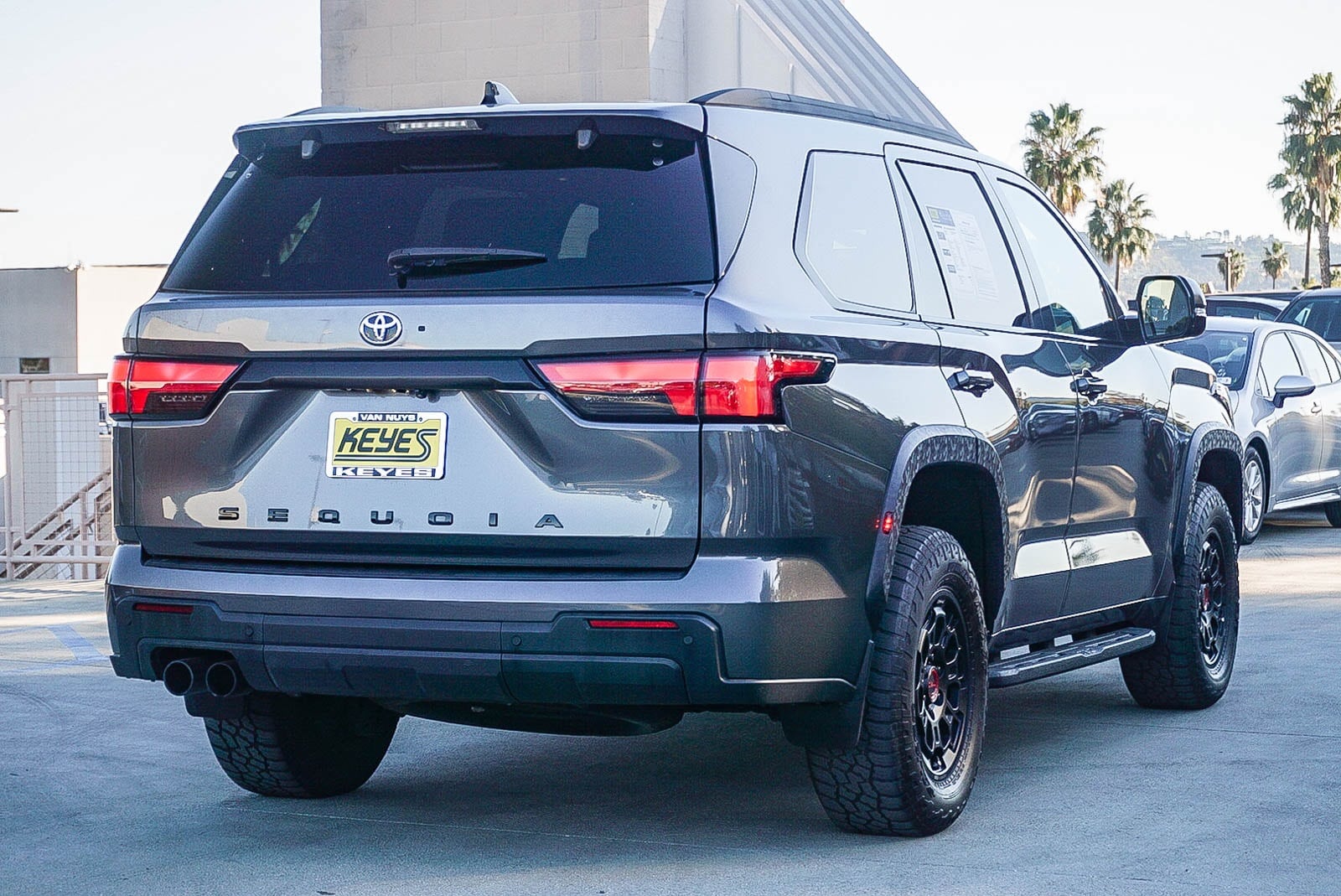 Thumbnail: 2023 Toyota Sequoia - 4