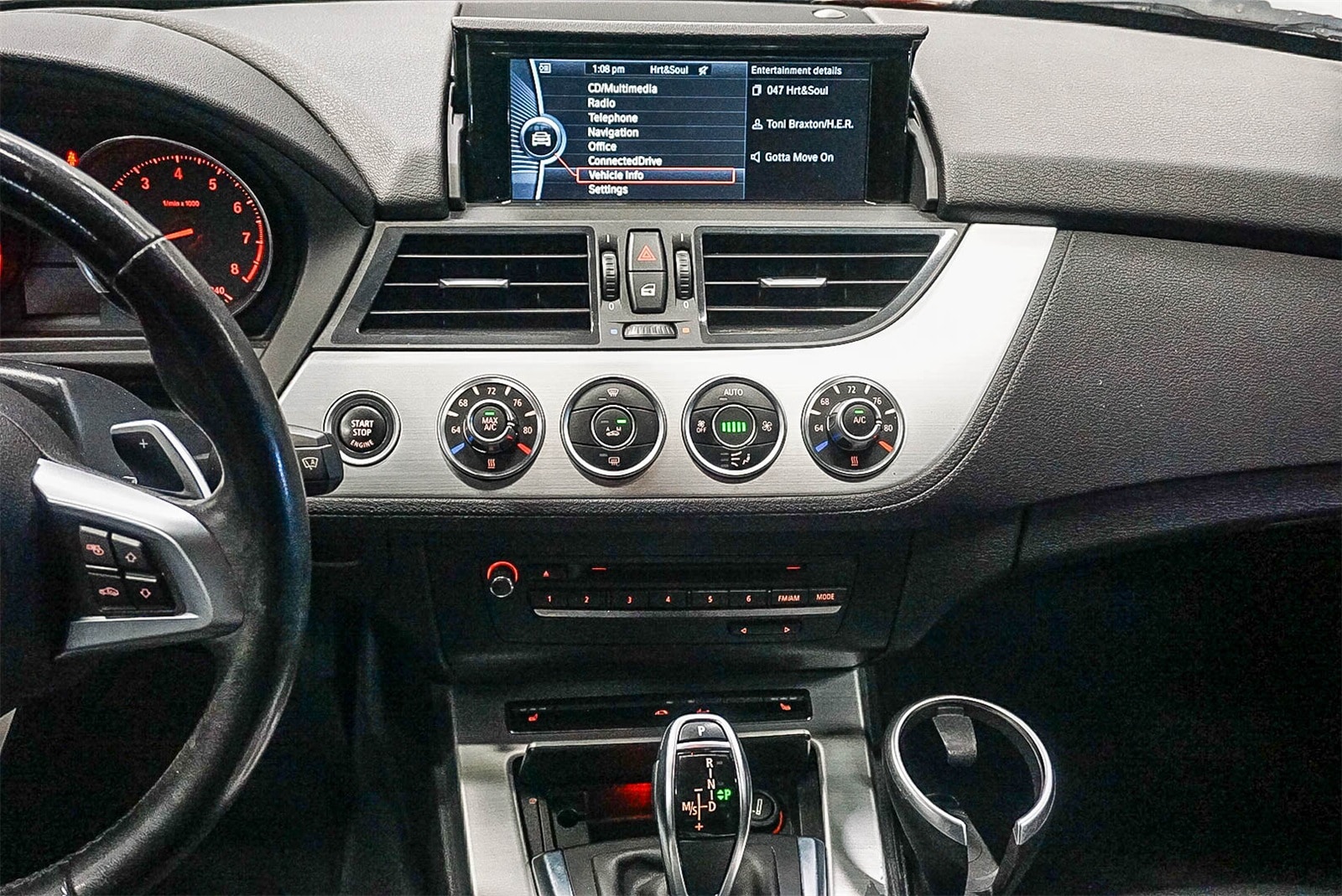 Thumbnail: 2016 BMW Z4 - 13