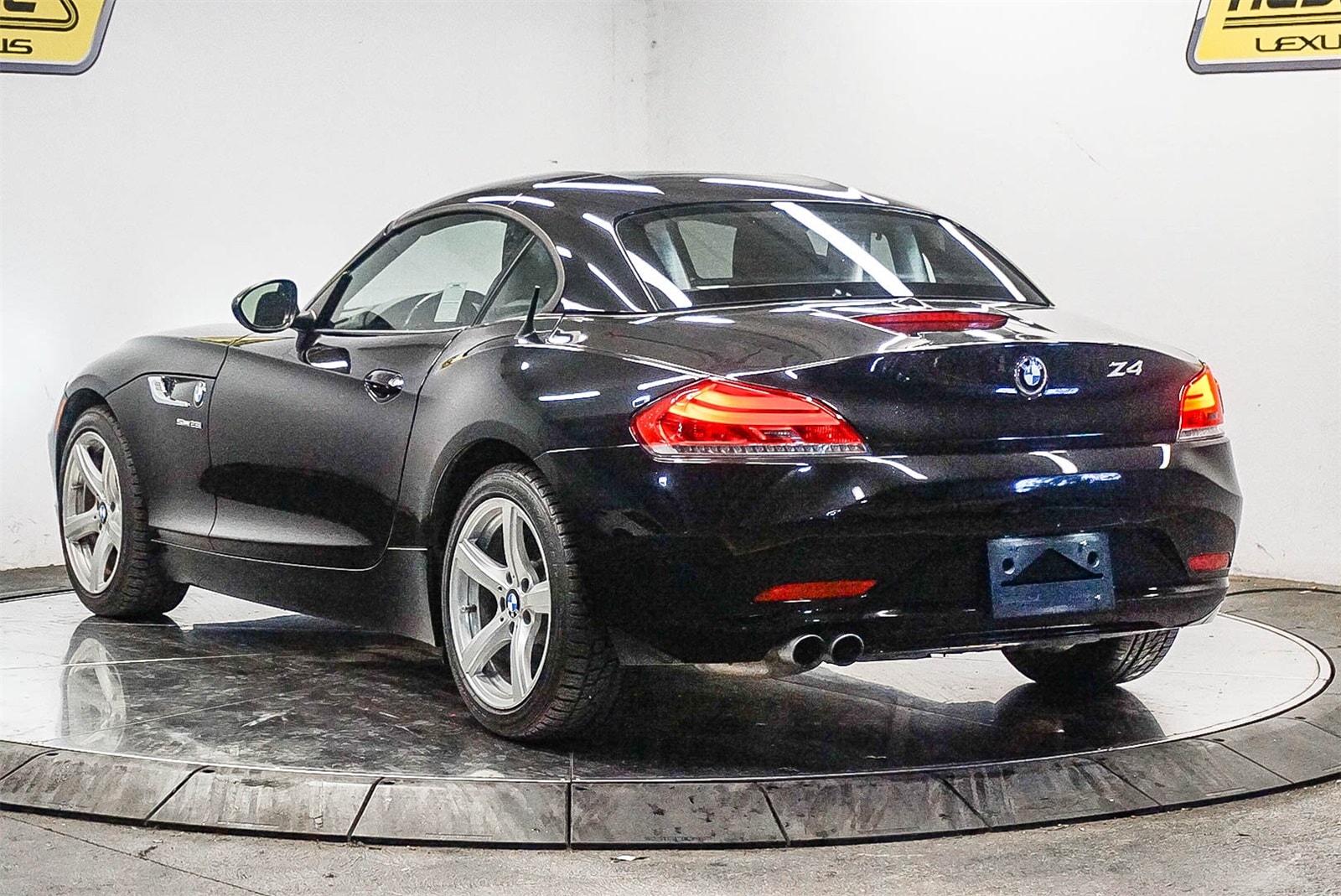 Thumbnail: 2016 BMW Z4 - 2