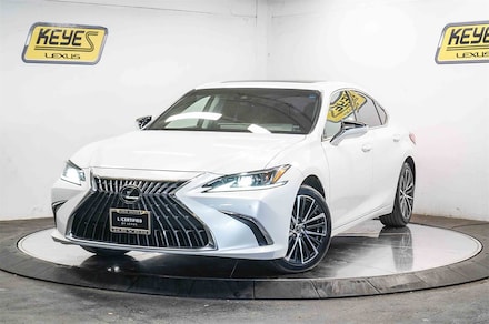 2024 LEXUS ES 300h Sedan