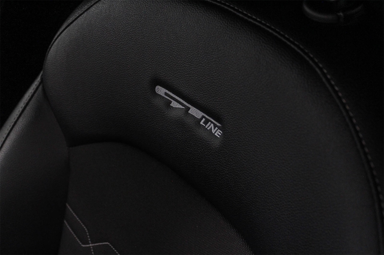 Thumbnail: 2023 Kia Forte - 17