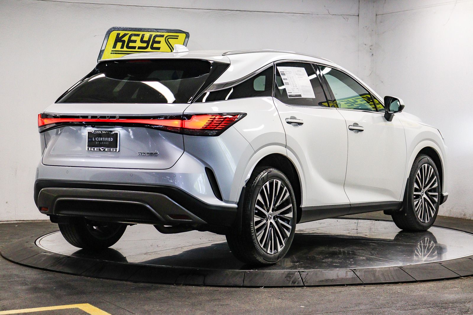 Thumbnail: 2023 Lexus RX - 4