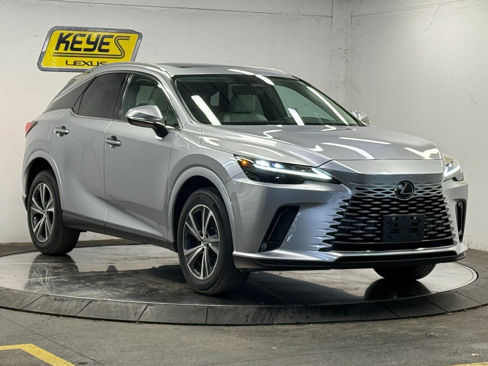 Thumbnail: 2024 Lexus RX - 5