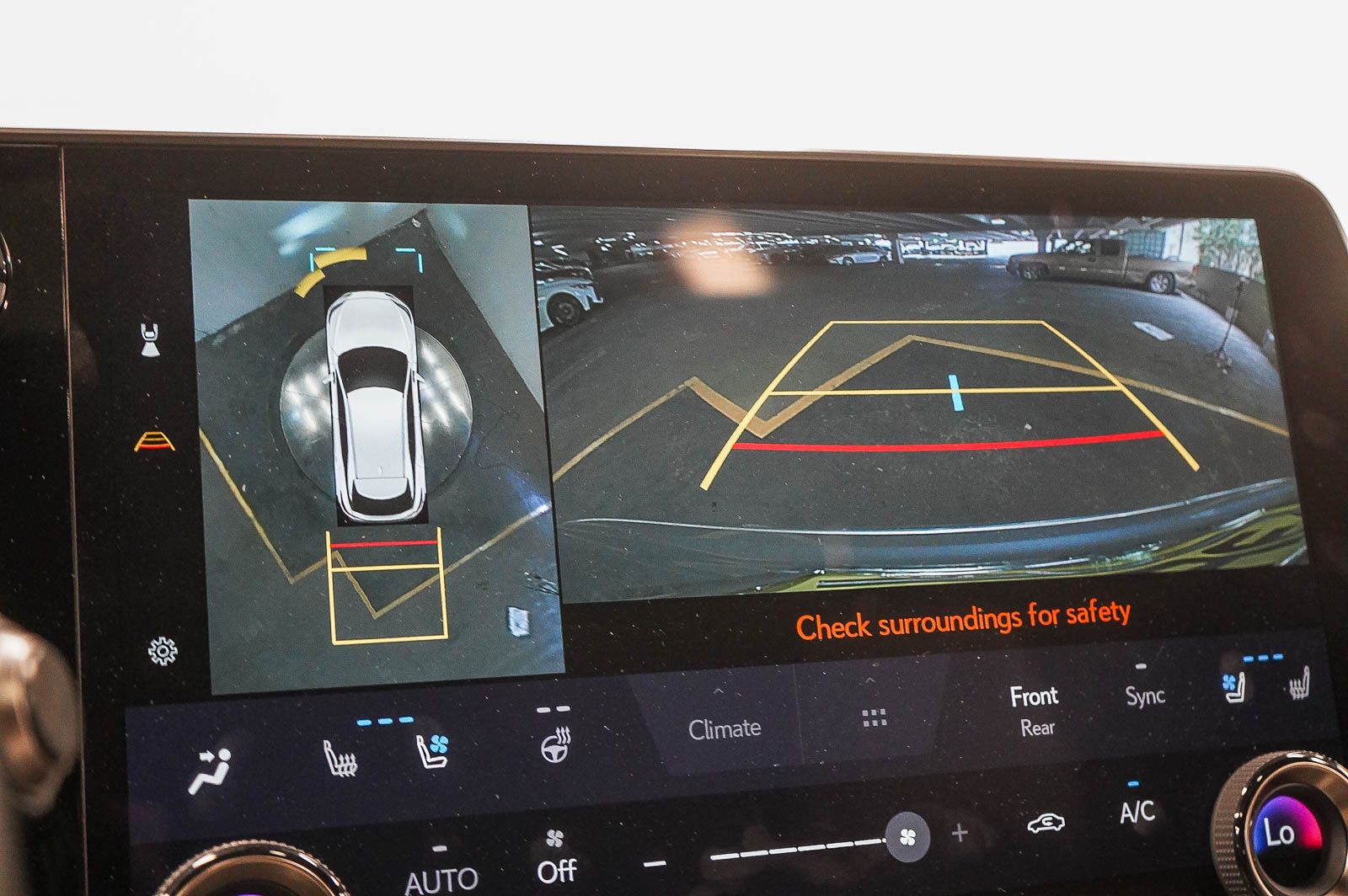 Thumbnail: 2023 Lexus RX - 25