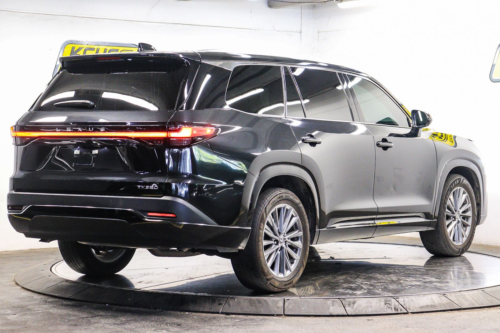 Thumbnail: 2025 Lexus TX - 3