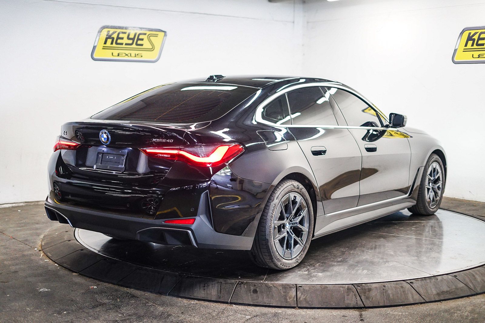 Thumbnail: 2025 BMW i4 - 4