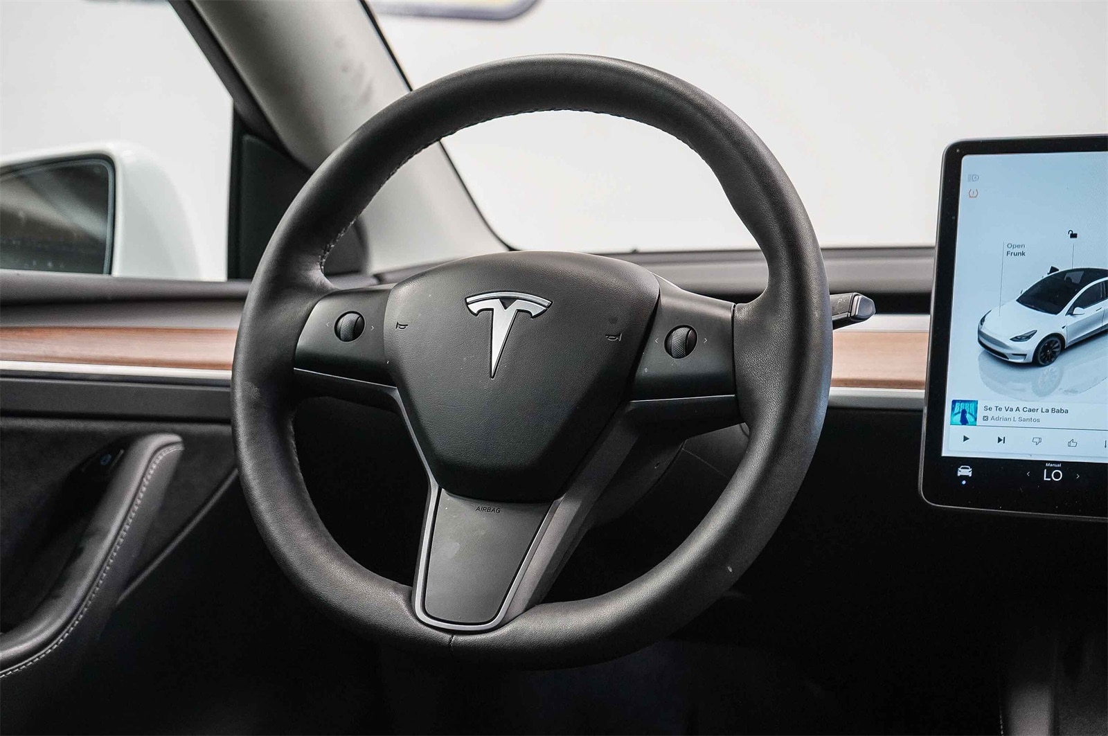 Thumbnail: 2023 Tesla Model Y - 15