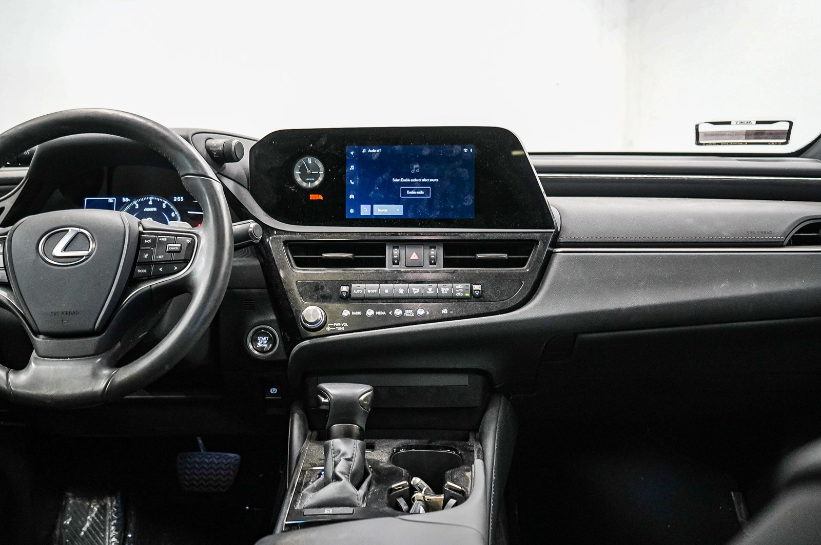 Thumbnail: 2024 Lexus ES - 13